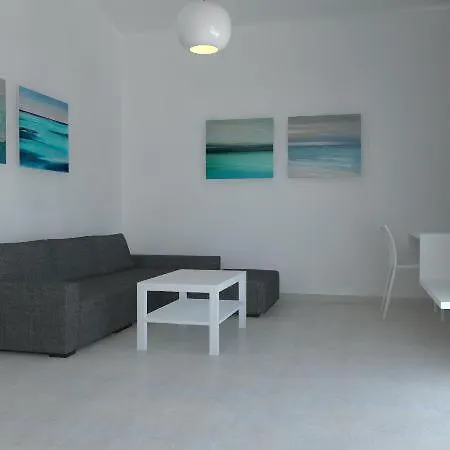 Hyde Park Lane Puerto del Carmen (Lanzarote)