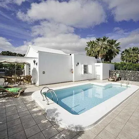 Hyde Park Lane Villa