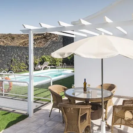 Villa Hyde Park Lane *